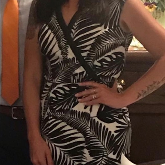 Maggy London size 10 - Picture 5 of 5